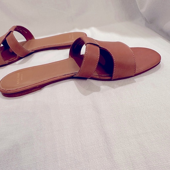 NEW Cole Haan Genuine Leather Grand OS tan slide sandals, size 10.5 - Picture 3 of 6